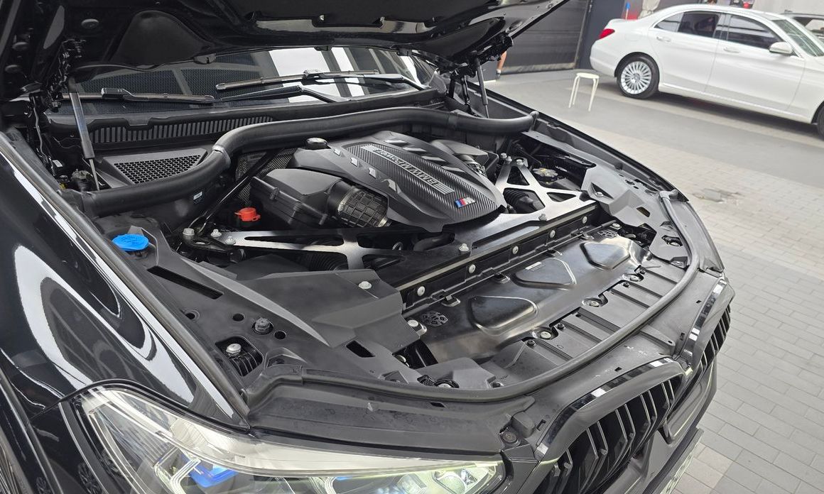 BMW X6M 2021