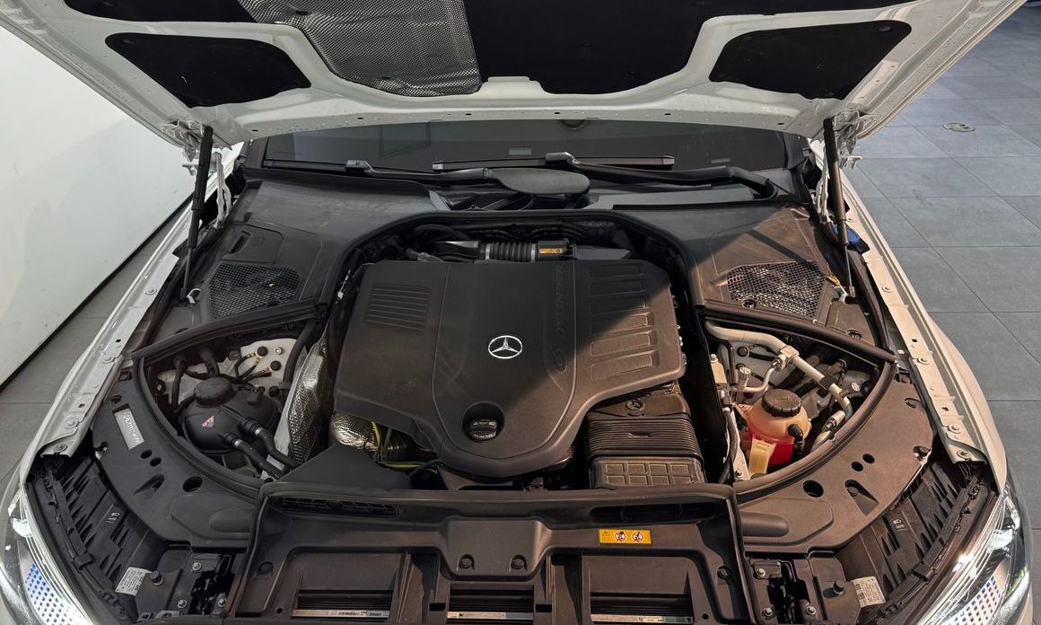 Mercedes-Benz S-Class 2025