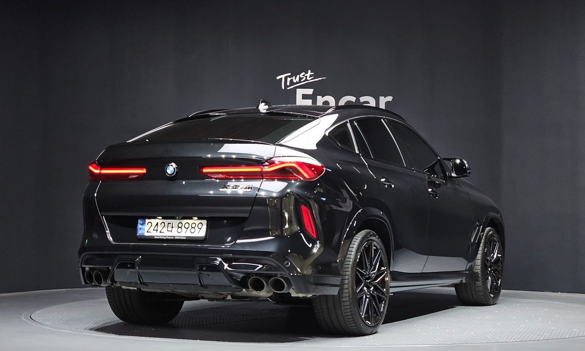 BMW X6M 2021