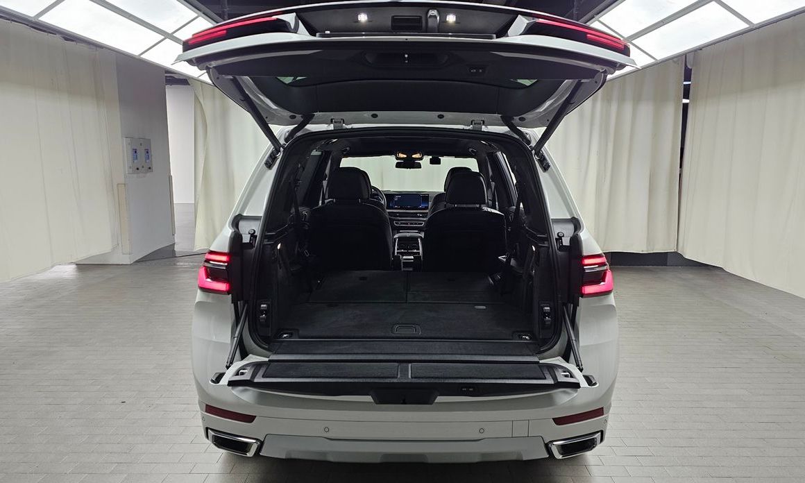 BMW X7 2024
