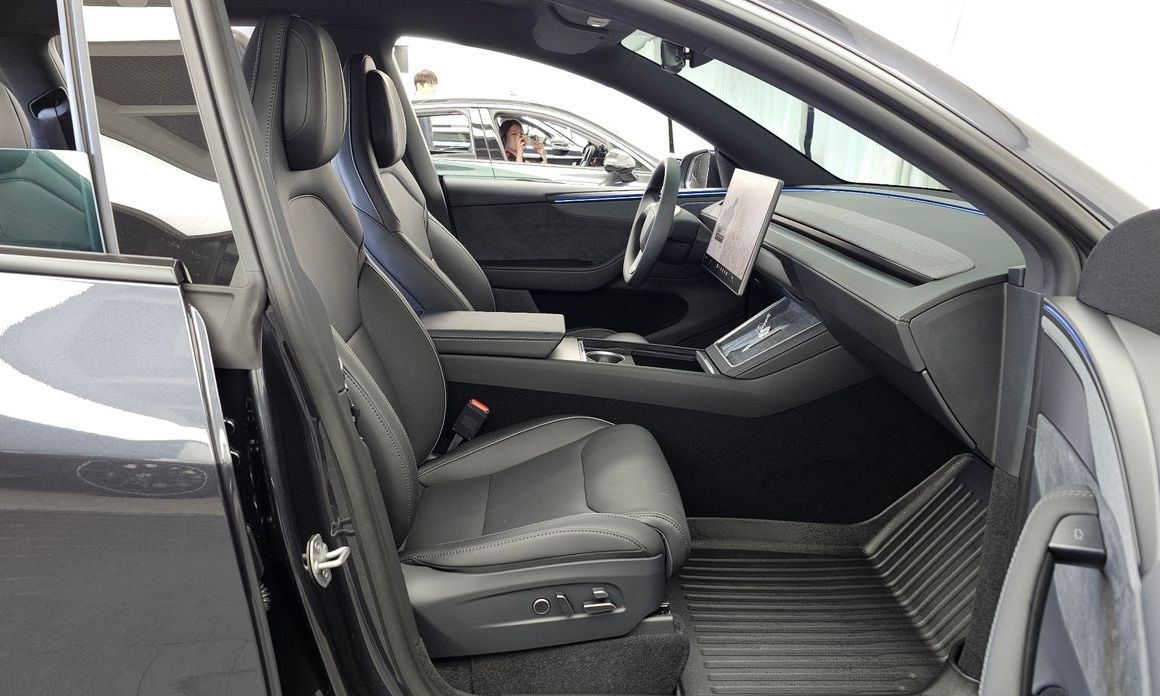 Tesla Model Y 2026
