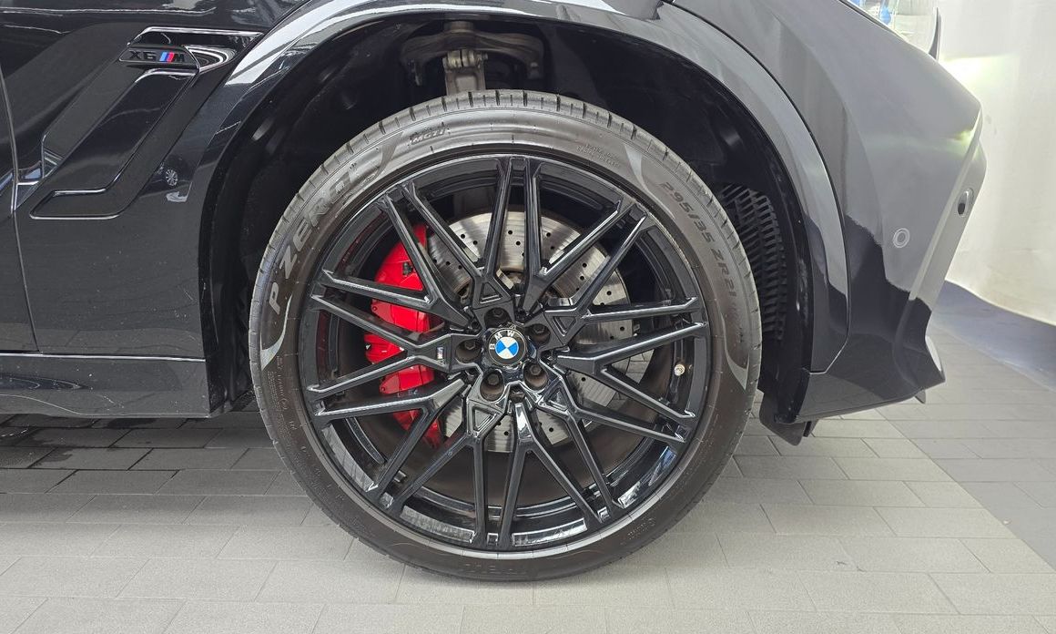 BMW X6M 2021