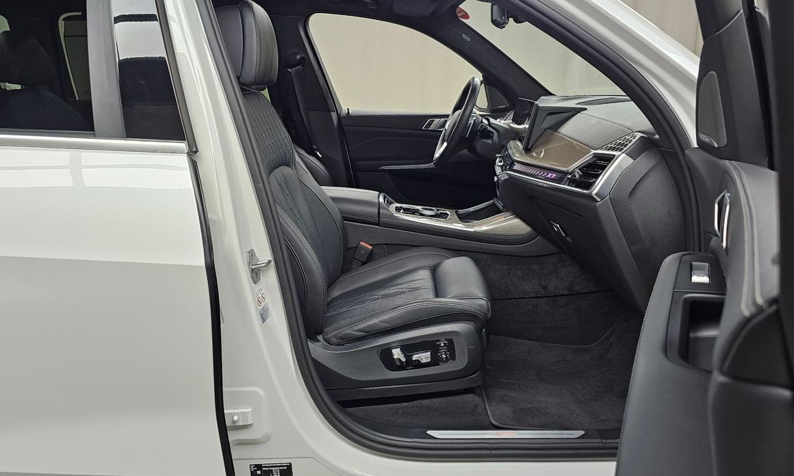 BMW X7 2024