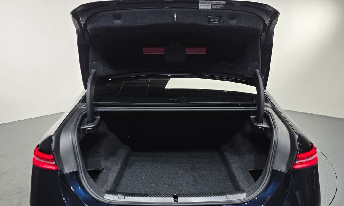 BMW 5-Series 2024