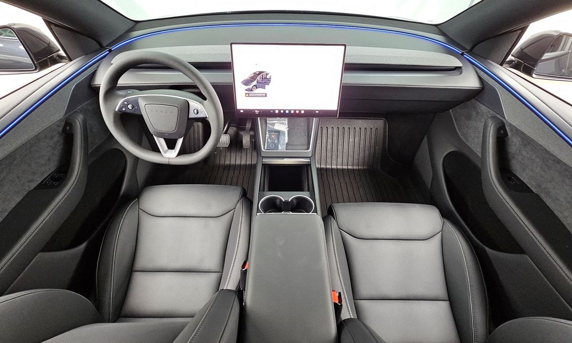 Tesla Model Y 2026