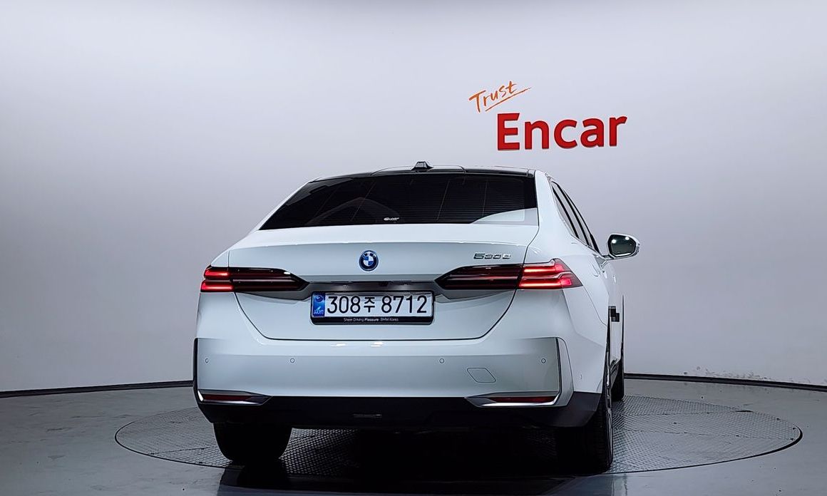 BMW 5-Series 2026