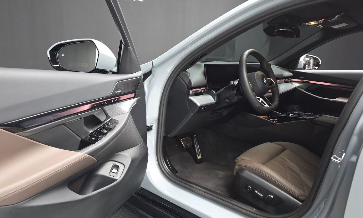 BMW 5-Series 2026