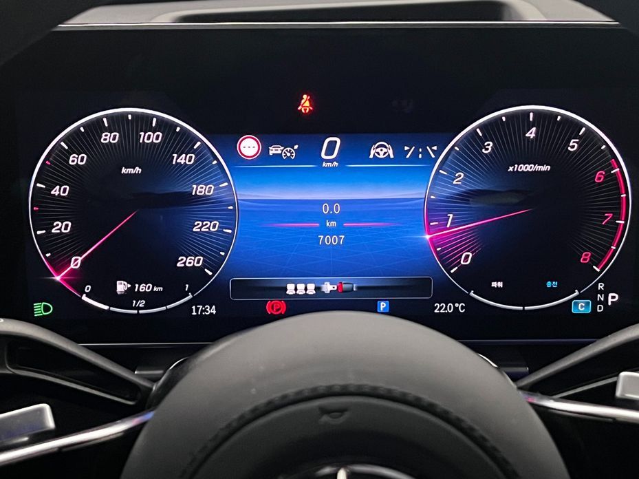 Mercedes-Benz S-Class 2025