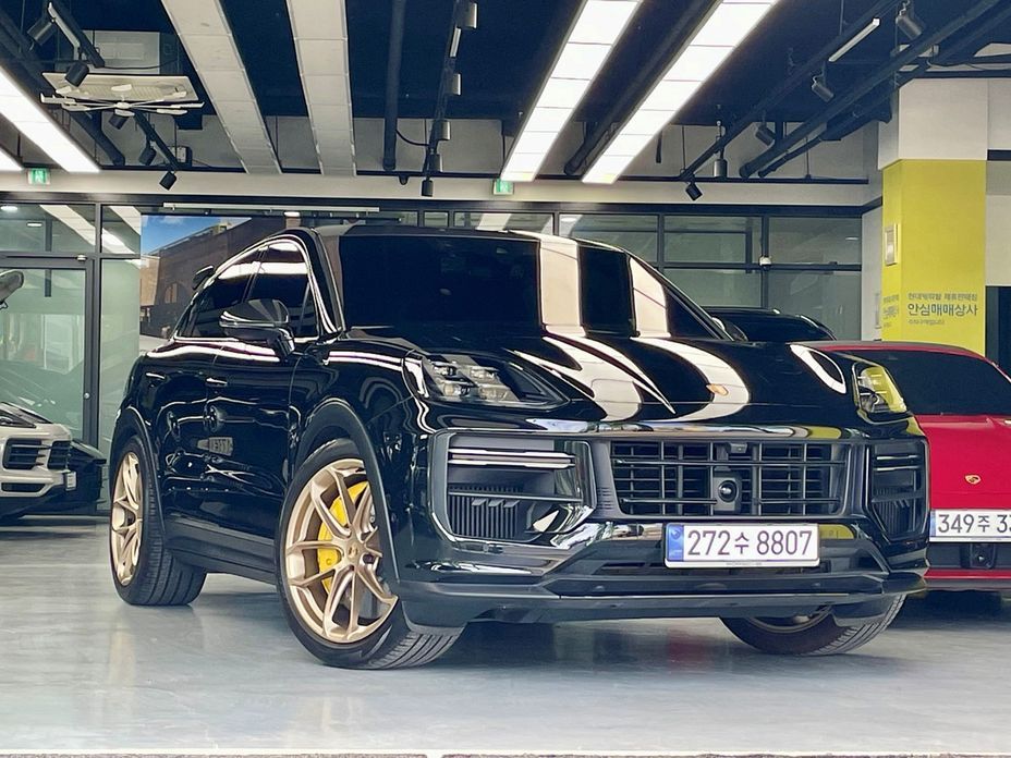 Porsche Cayenne 2024