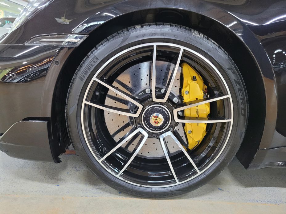 Porsche 911 2023