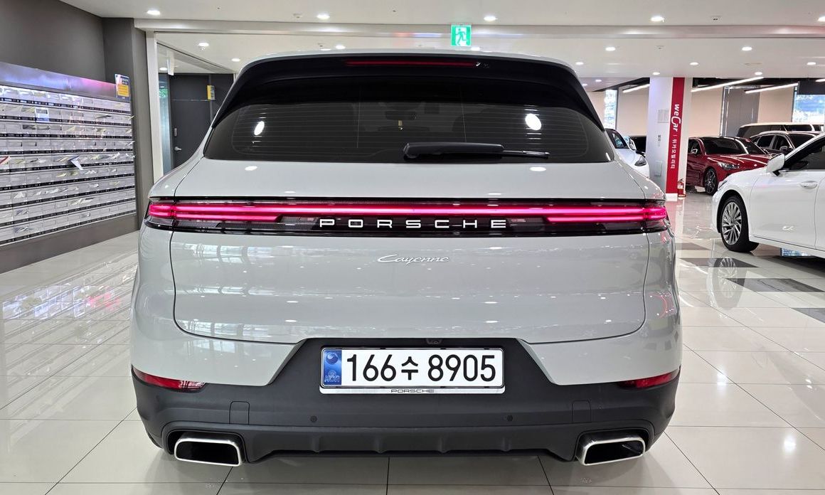 Porsche Cayenne 2025