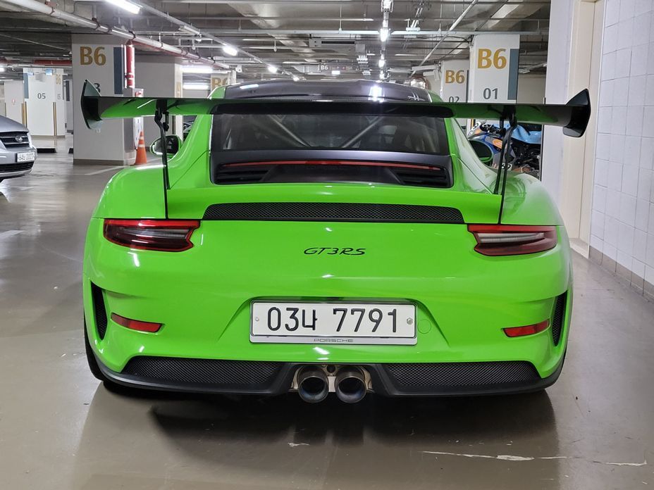 Porsche 911 2019
