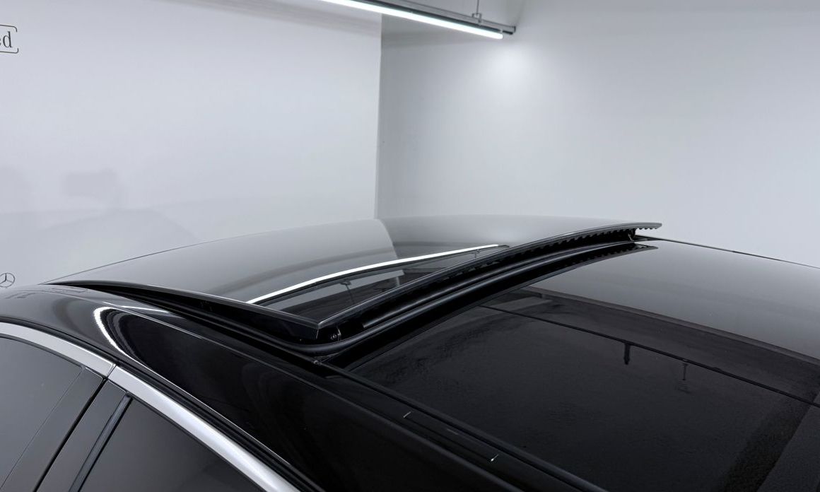 Mercedes-Benz S-Class 2026
