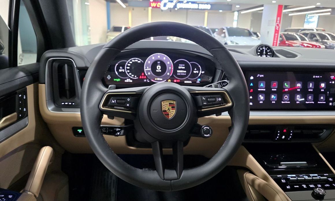 Porsche Cayenne 2025