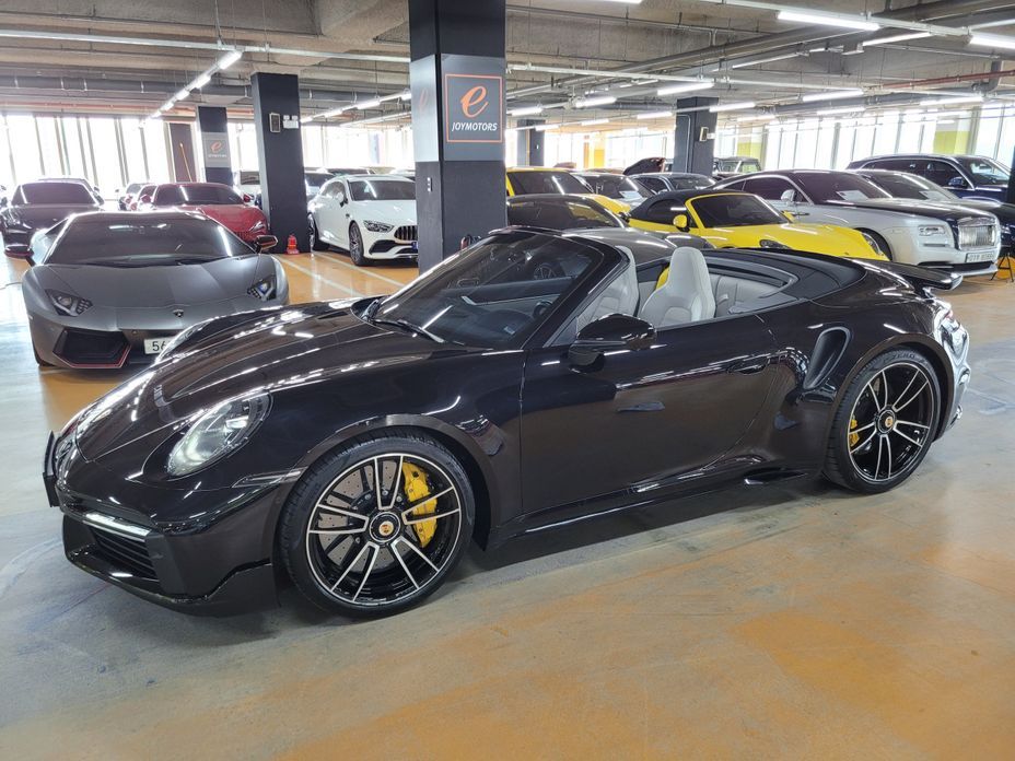 Porsche 911 2023