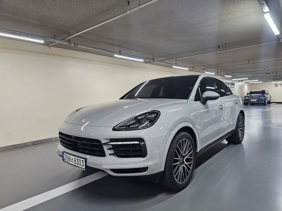 Porsche Cayenne 2022