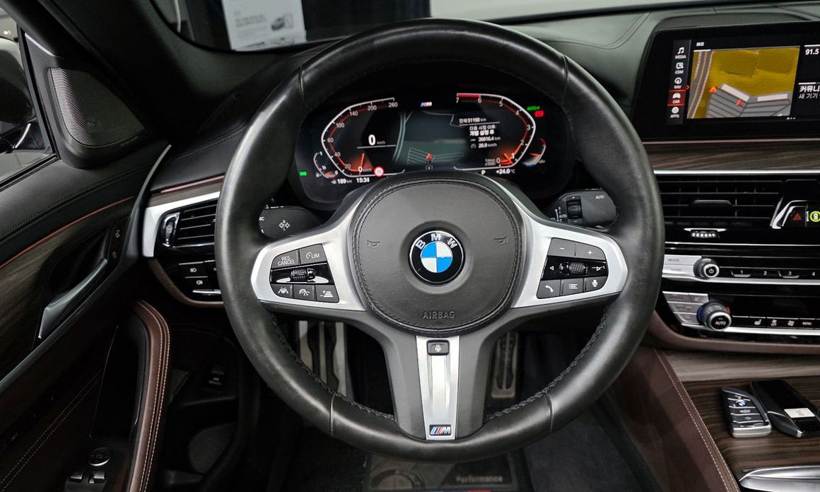 BMW 5-Series 2020