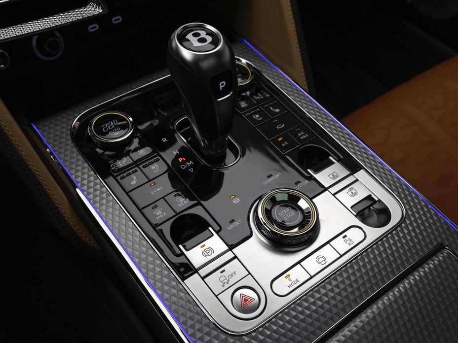 Bentley Flying Spur 2025