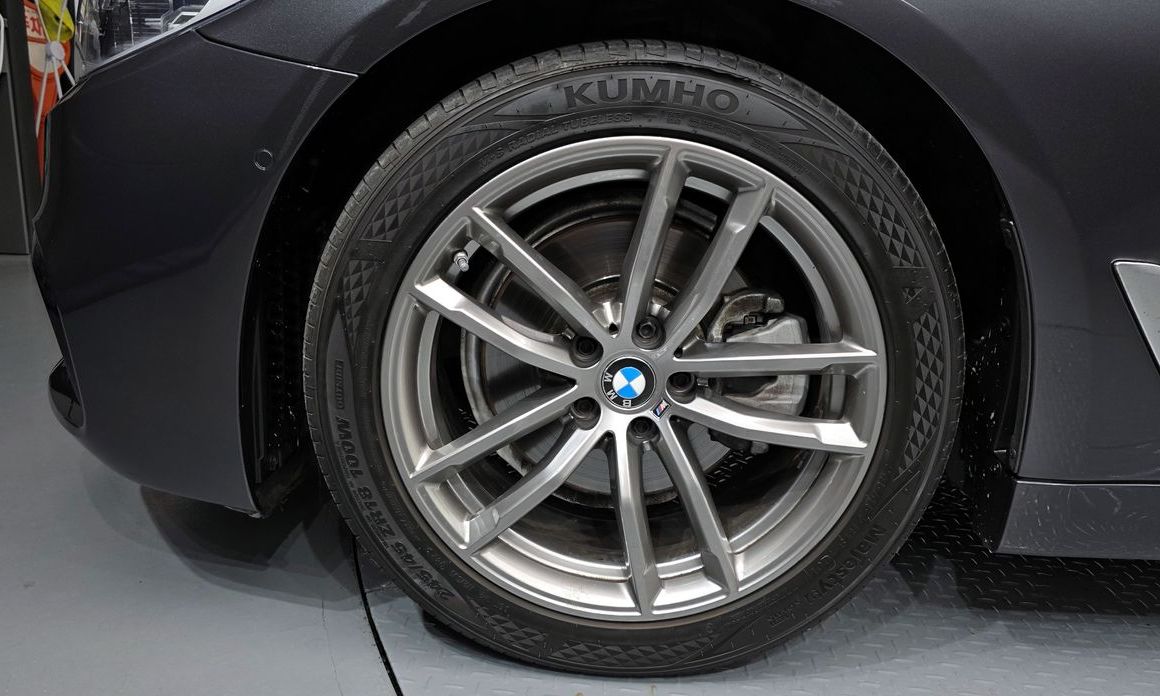 BMW 5-Series 2020