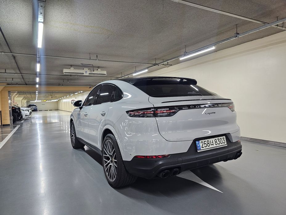 Porsche Cayenne 2022