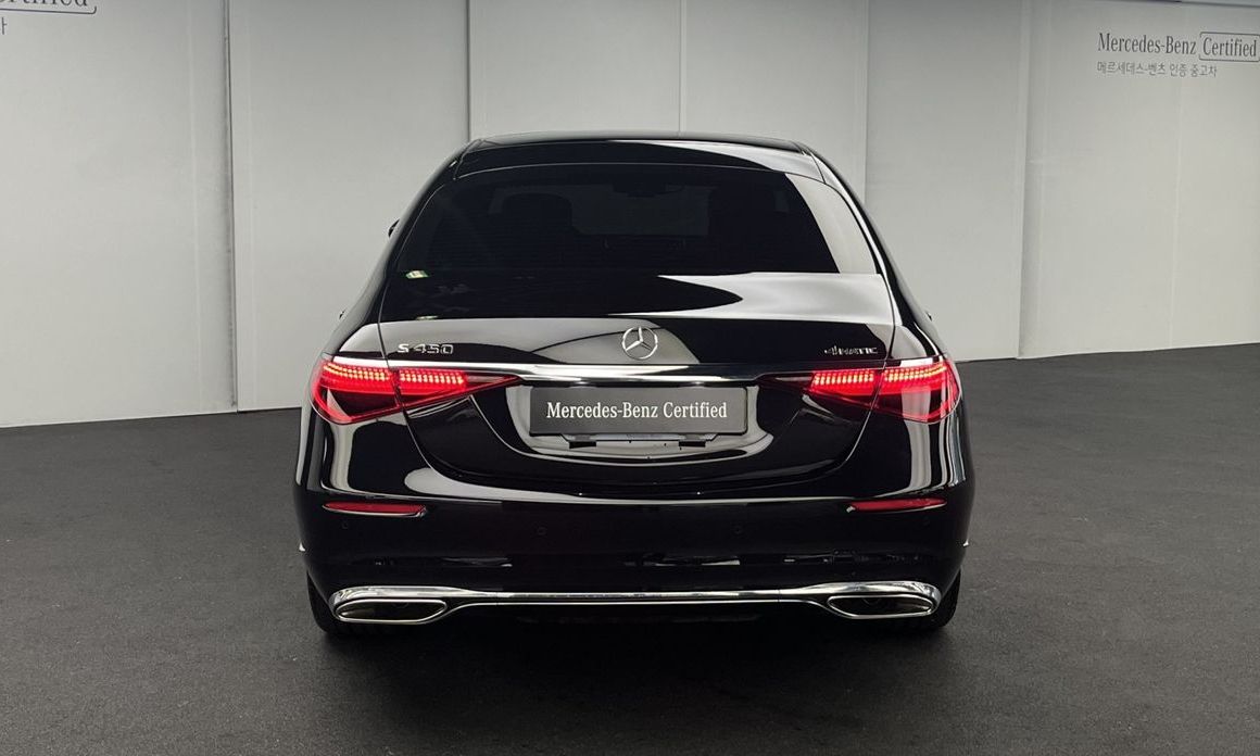 Mercedes-Benz S-Class 2025