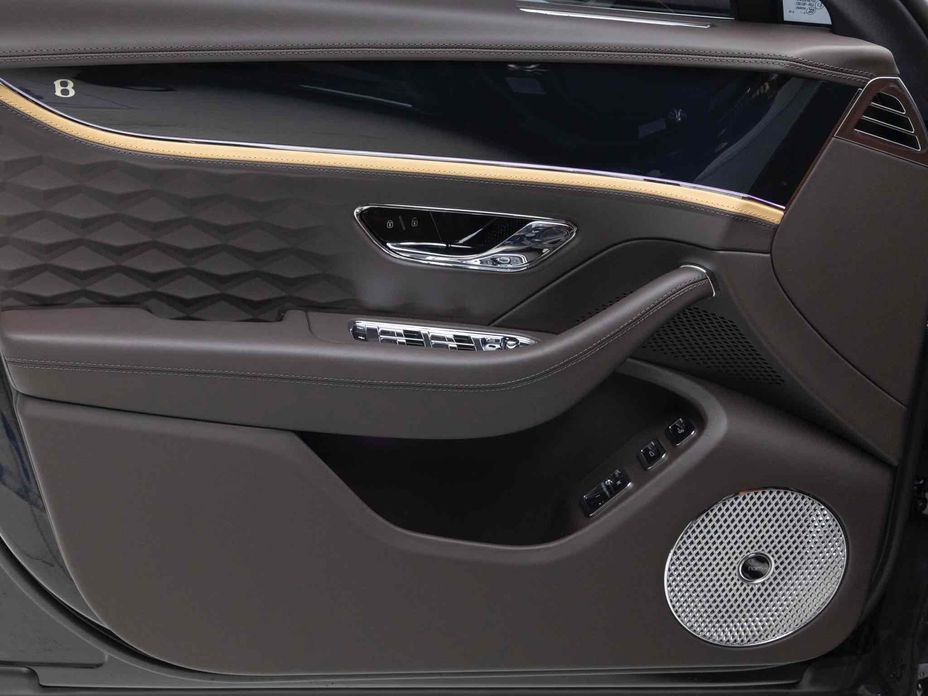 Bentley Flying Spur 2025