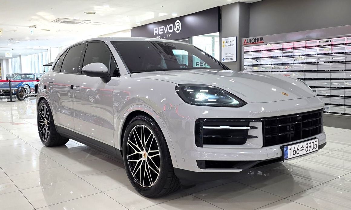 Porsche Cayenne 2025