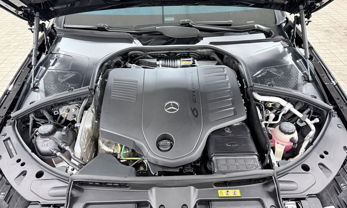 Mercedes-Benz S-Class 2026