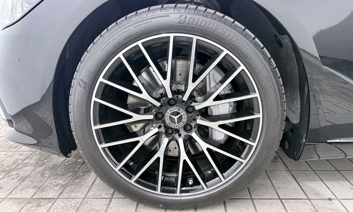 Mercedes-Benz S-Class 2026