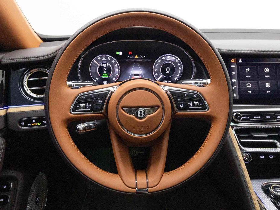 Bentley Flying Spur 2025