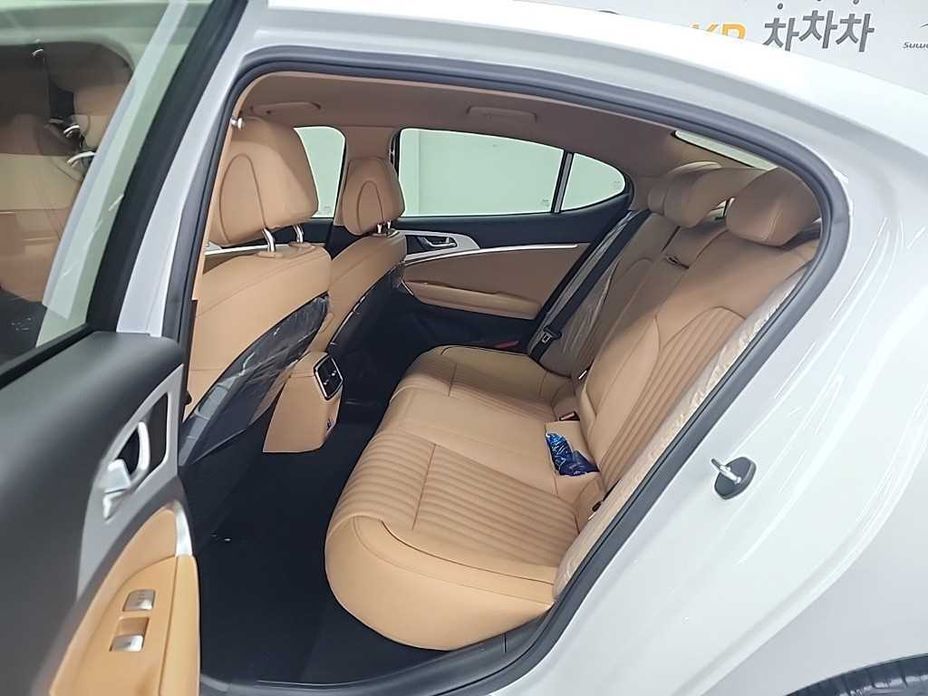 Genesis G70 2025