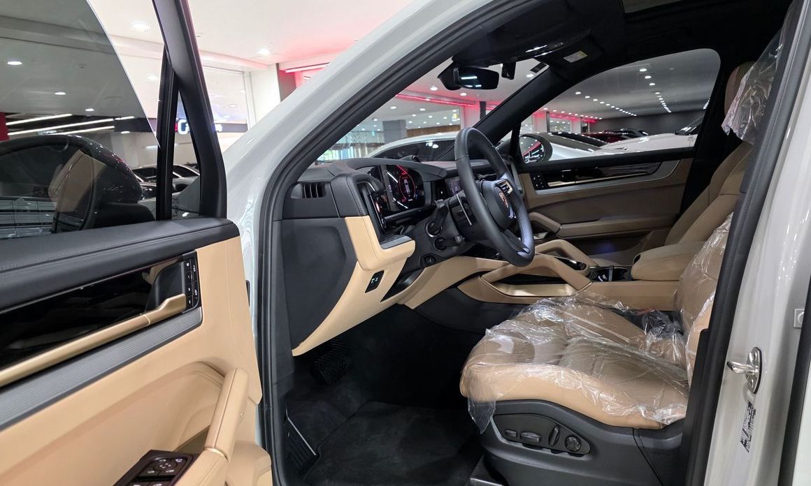 Porsche Cayenne 2025