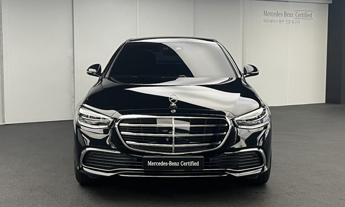 Mercedes-Benz S-Class 2025