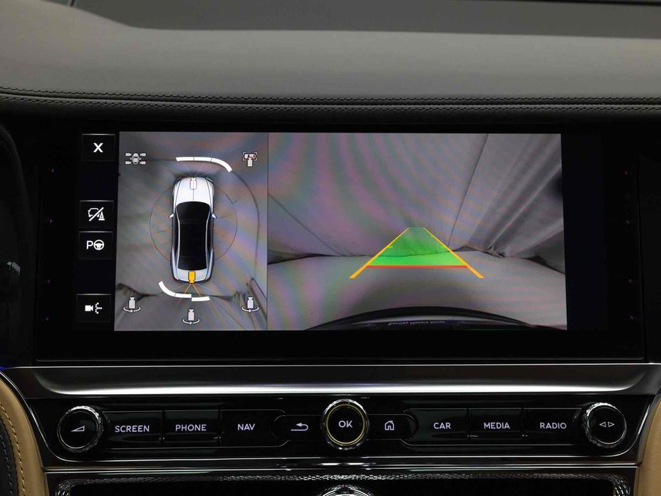 Bentley Flying Spur 2025