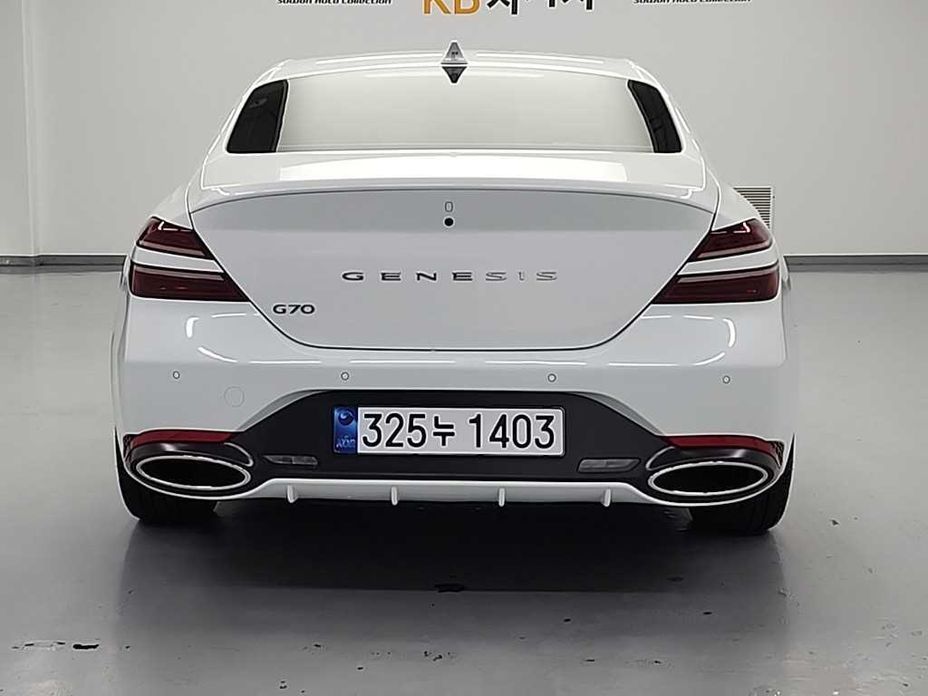 Genesis G70 2025