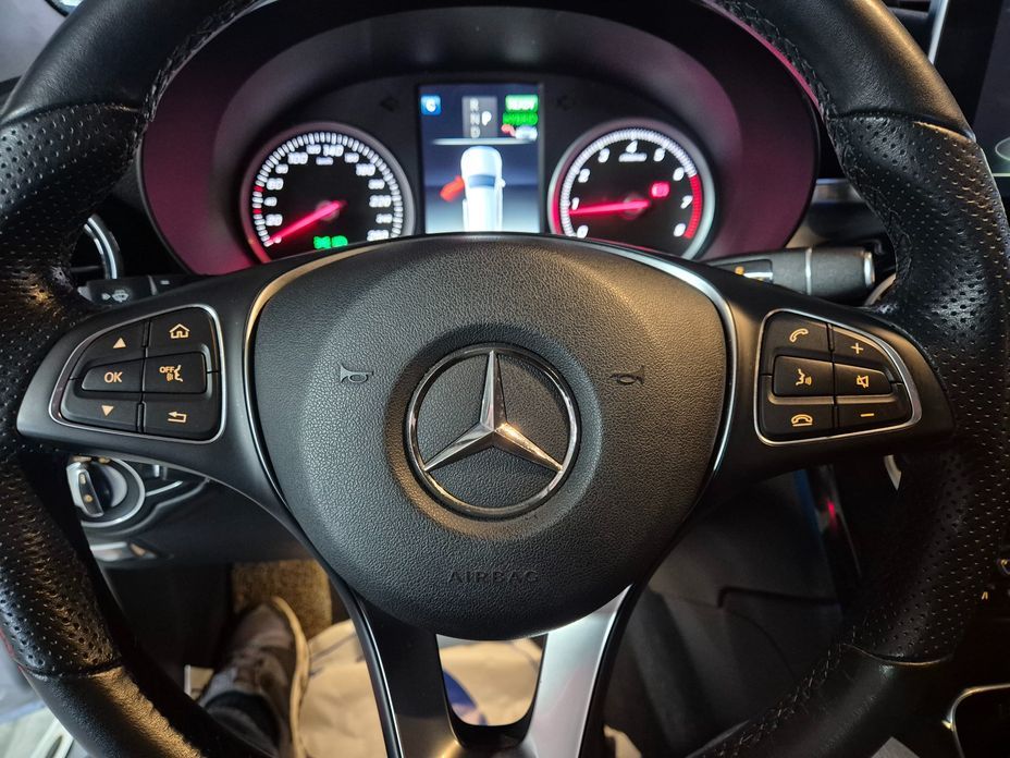 Mercedes-Benz GLC-Class 2019