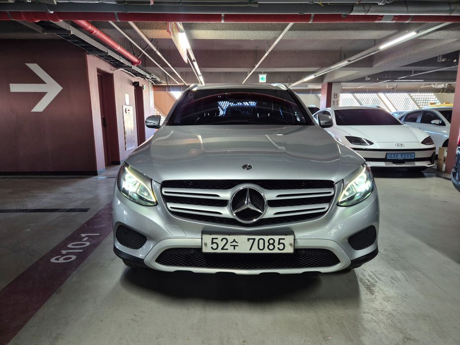 Mercedes-Benz GLC-Class 2019