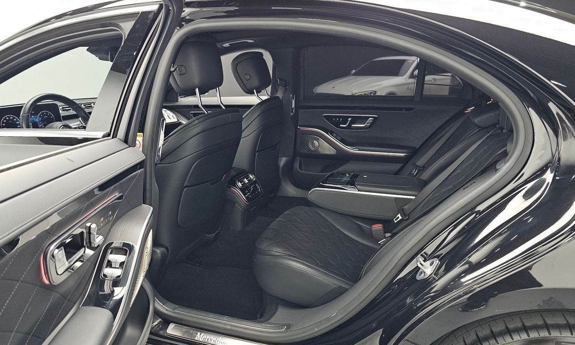 Mercedes-Benz S-Class 2023