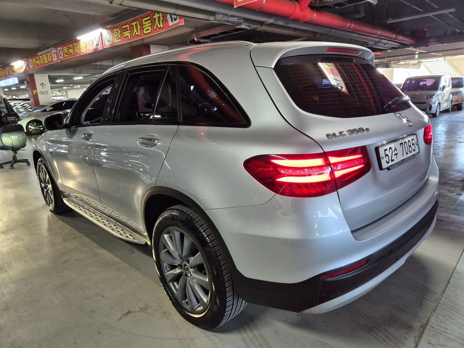 Mercedes-Benz GLC-Class 2019
