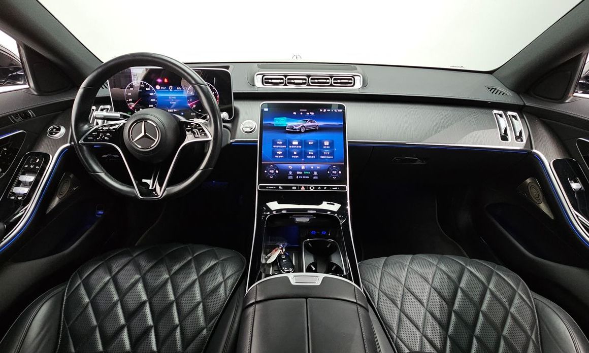 Mercedes-Benz S-Class 2023