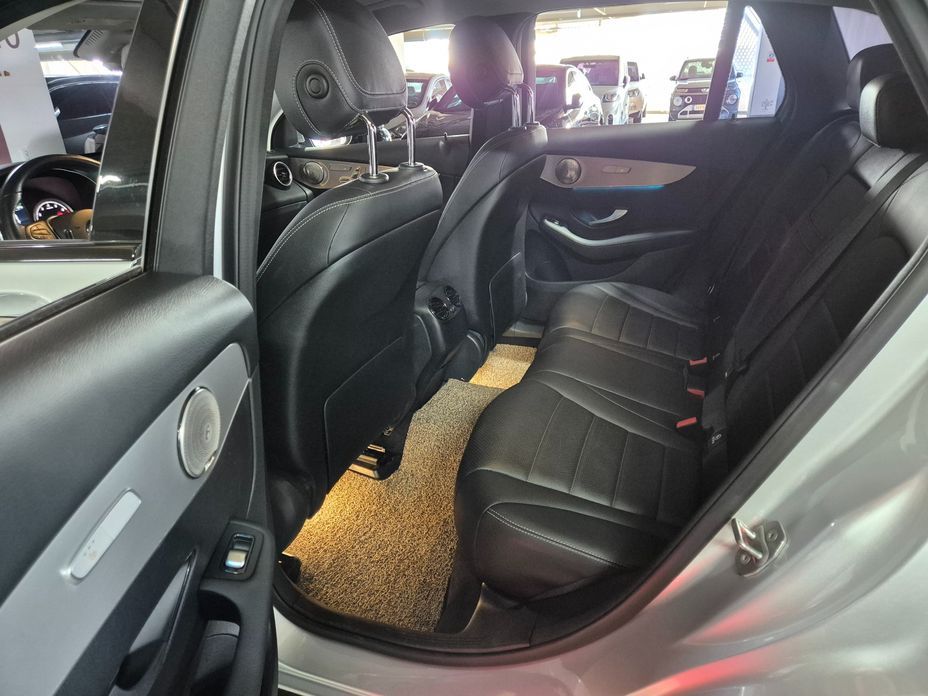 Mercedes-Benz GLC-Class 2019