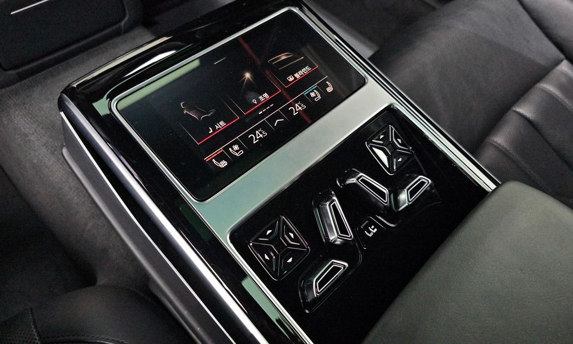 Audi A8 2021