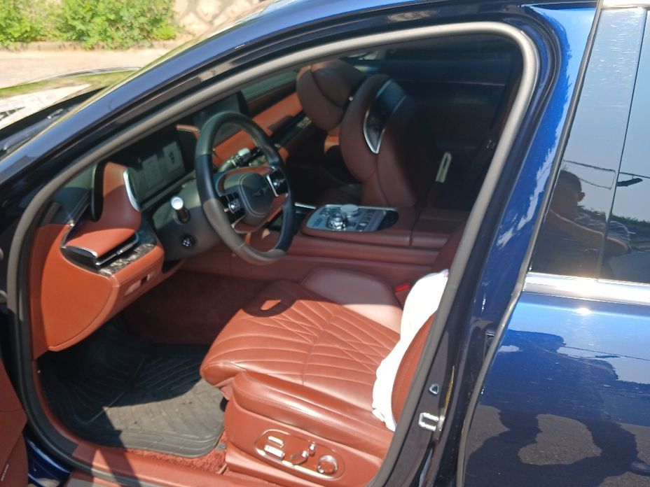 Genesis G90 2022