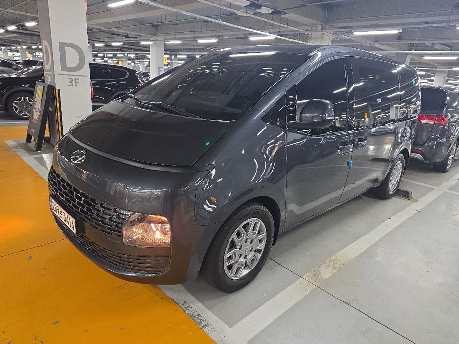 Hyundai Staria 2022