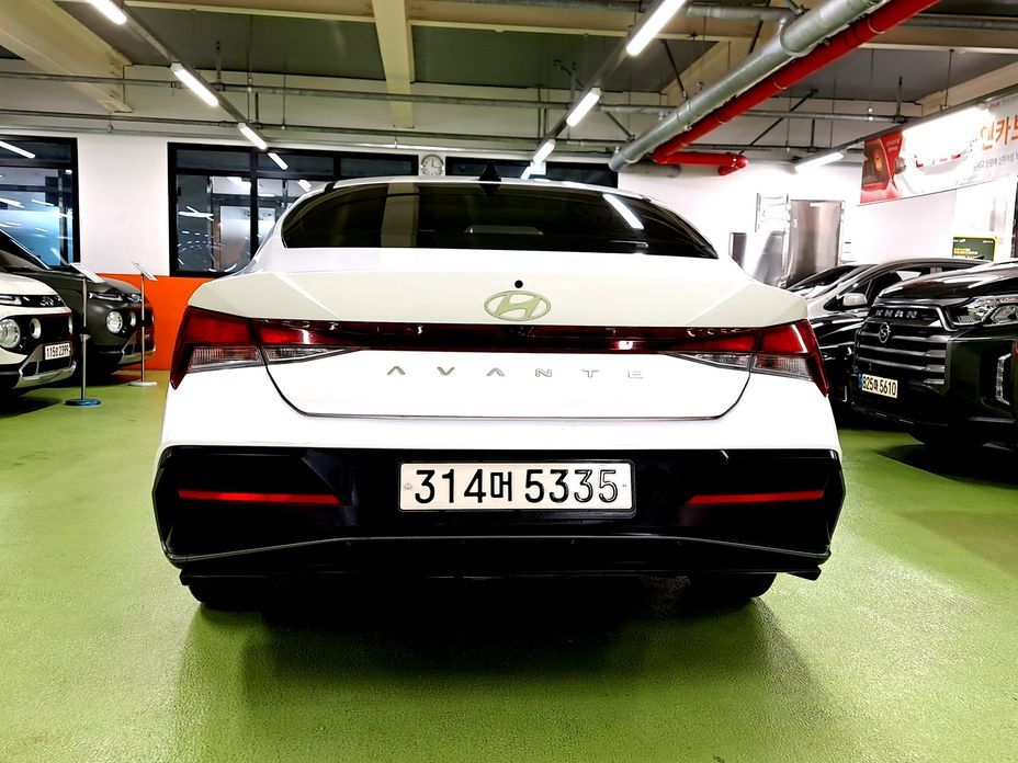 Hyundai AVANTE 2024