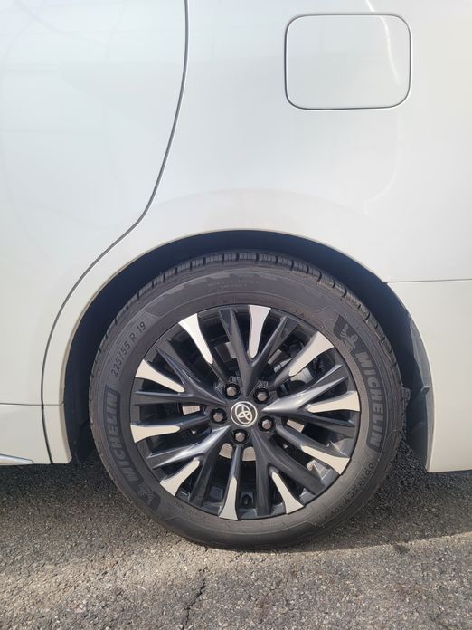 Toyota Alphard 2025