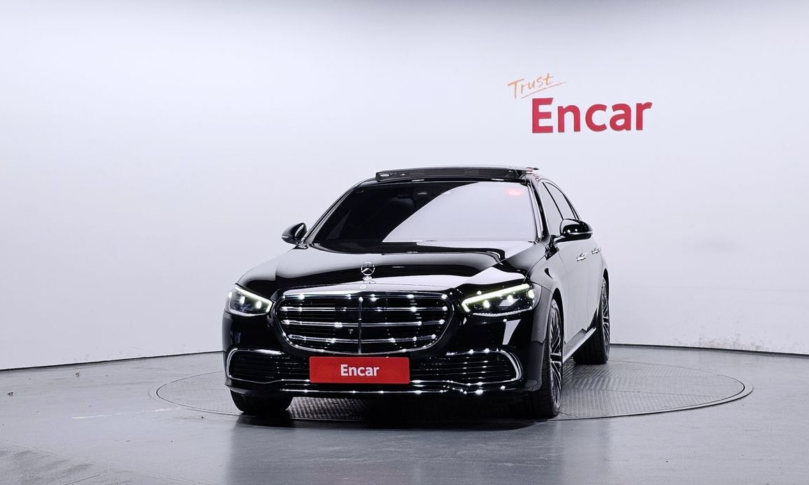 Mercedes-Benz S-Class 2023