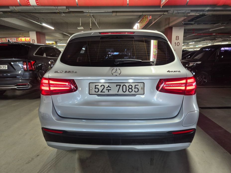 Mercedes-Benz GLC-Class 2019
