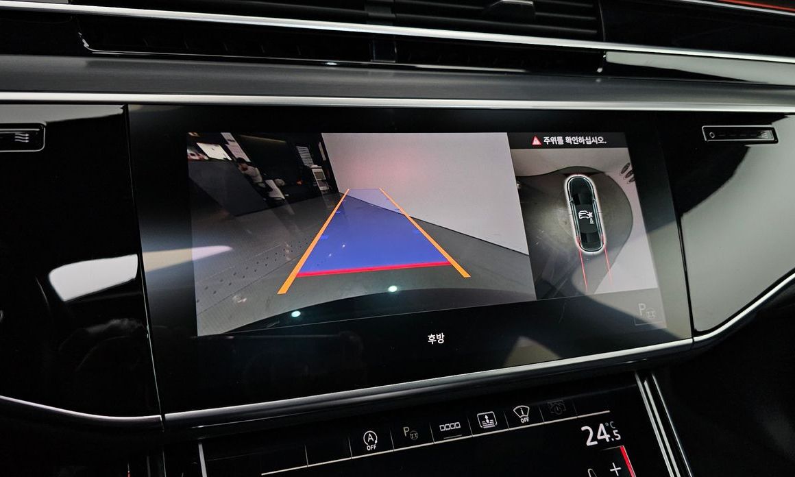 Audi A8 2021