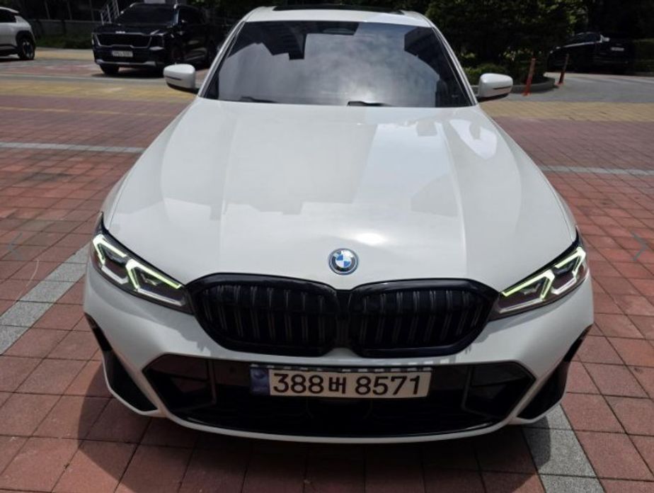 BMW 3-Series 2023